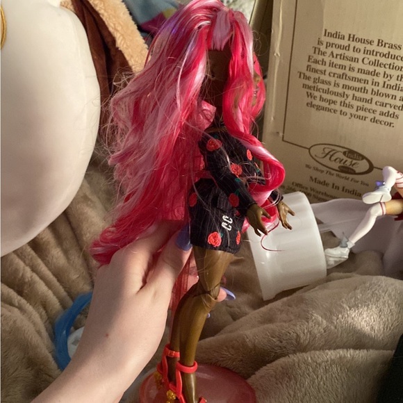 Rainbow high Daria rose - Picture 2 of 4